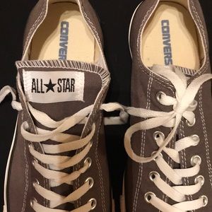 Converse chucks low nwot